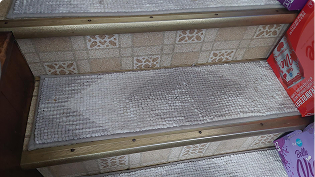 https://d31j9hgdva1w9a.cloudfront.net/muddymatcom/main-page/reviews/stair-treads-aspen-comment-2.webp