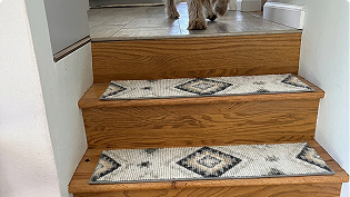 https://d31j9hgdva1w9a.cloudfront.net/muddymatcom/main-page/reviews/stair-treads-diamond-comment-4.webp
