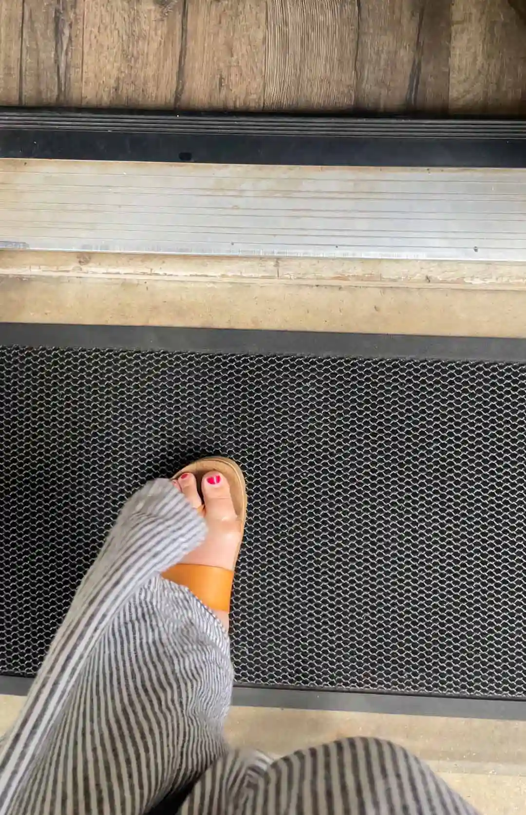 “Stays put—anti-slip grips are legit”